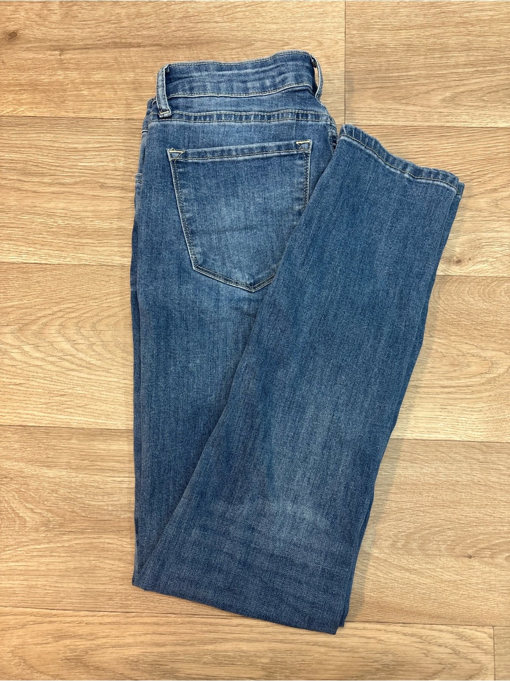 KanCan Mid Rise Skinny Jeans Medium Wash Stretch Denim KC11214CHM Size 29 W11